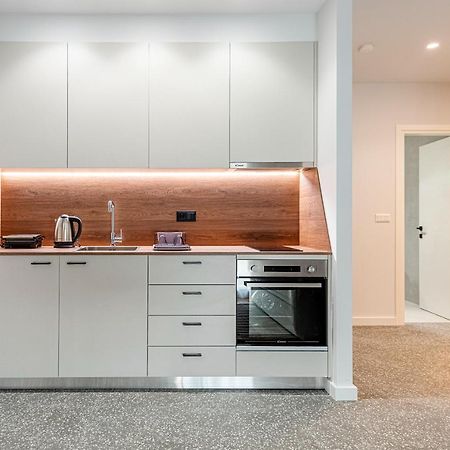Phaedrus Living: Luxury Flat Panormou Apartment Athena Bagian luar foto