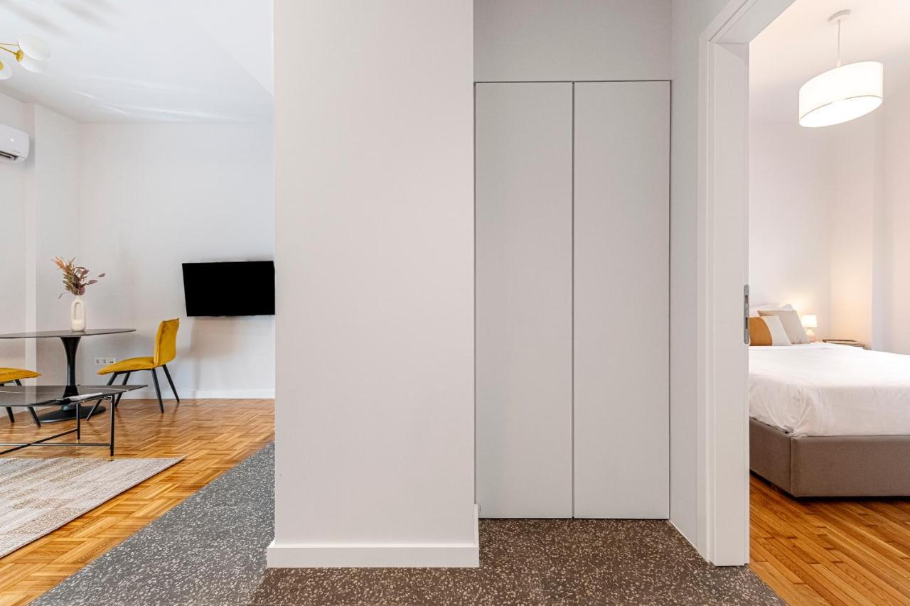 Phaedrus Living: Luxury Flat Panormou Apartment Athena Bagian luar foto